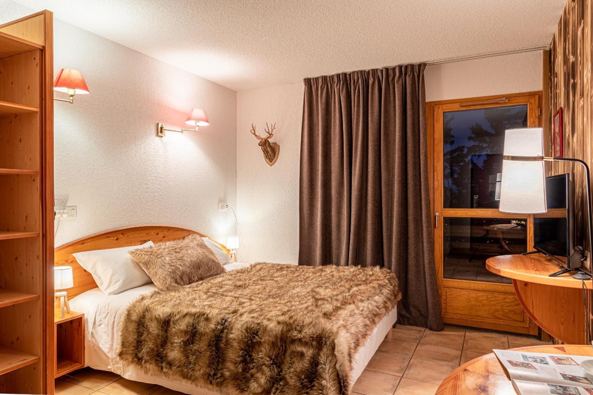 Sunweb Hotel L'Ecrin Des Neiges 拉茹杜罗普 外观 照片