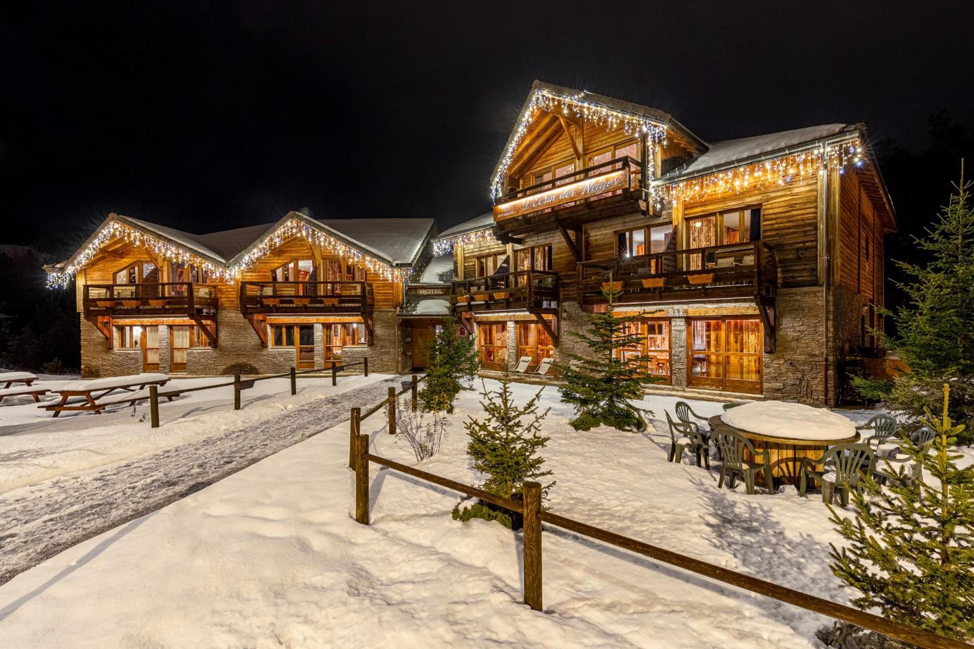 Sunweb Hotel L'Ecrin Des Neiges 拉茹杜罗普 外观 照片